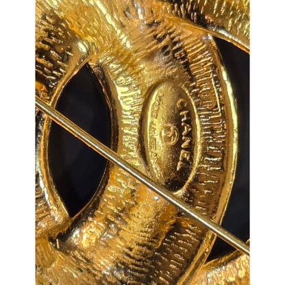 #129 - Chanel Brooch, Coco Mark, Matelassé, GP Plated - VINTAGE