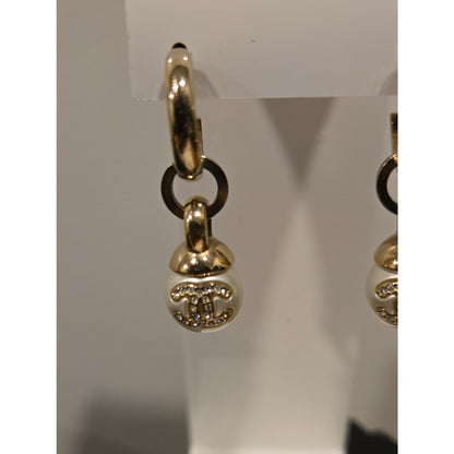#204 CHANEL Coco Mark A22B Piercing jewelry GP x rhinestone Earrings