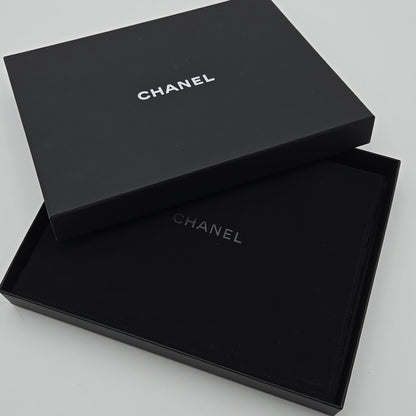 #112 Chanel Coco Mark, Matelasse Bag Motif, Faux Pearl, and Leather - B21SAB6125