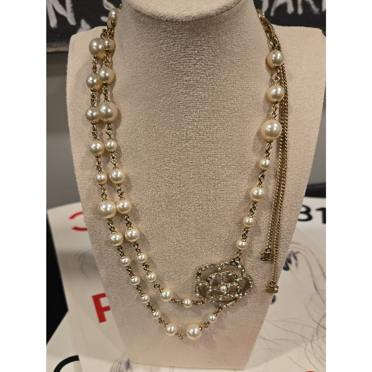 #184 - CHANEL Camellia Faux Pearl Necklace 2013