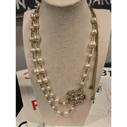 #184 - CHANEL Camellia Faux Pearl Necklace 2013