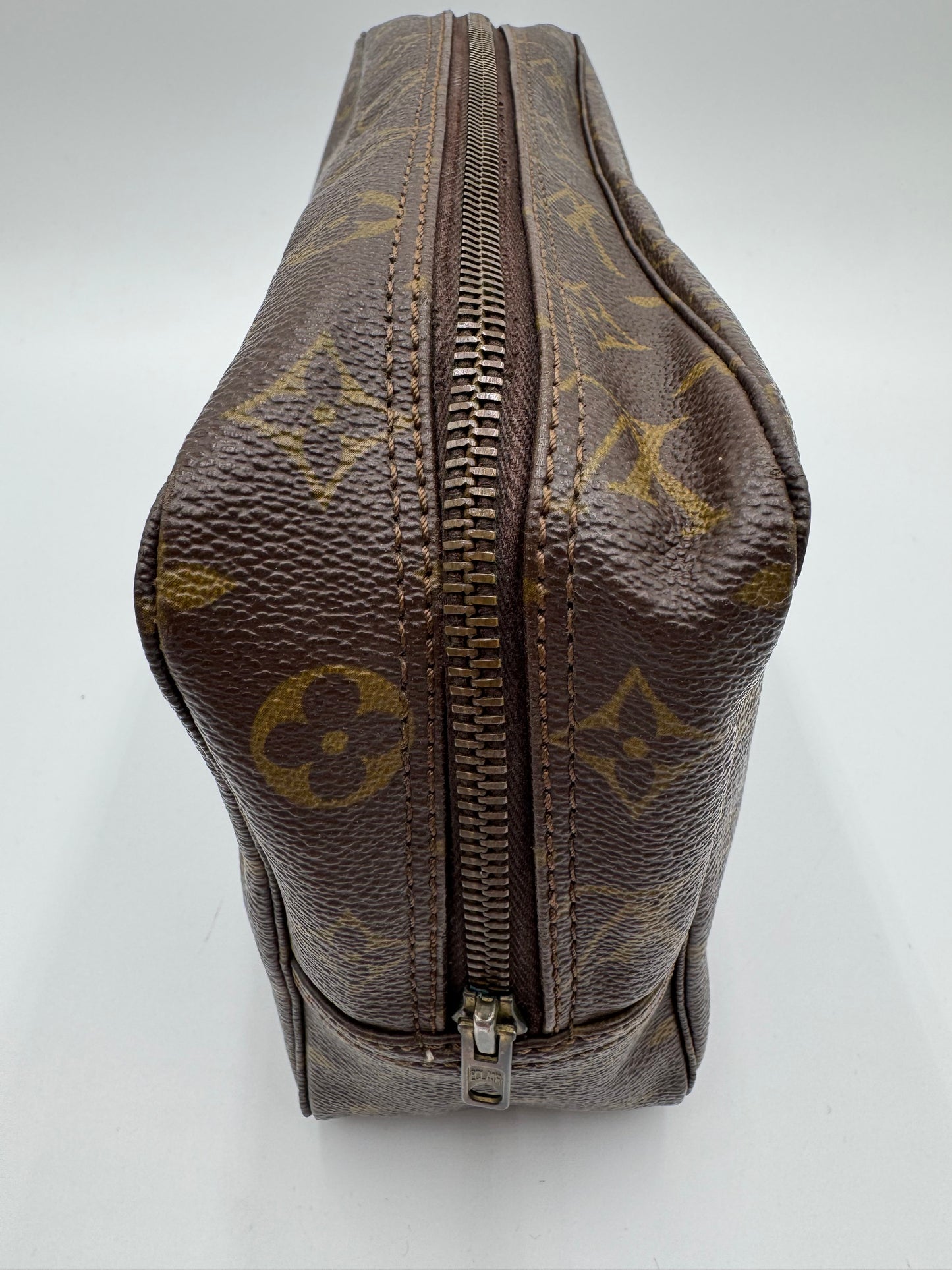 Louis Vuitton Monogram Trousse Toilette 28