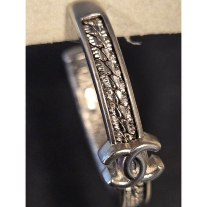 #196 - Chanel CC Silver Earrings A24