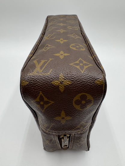 Louis Vuitton Monogram Trousse Toilette 28