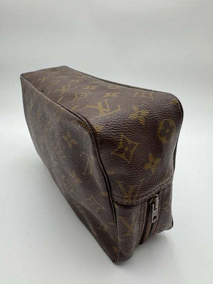 Louis Vuitton Monogram Trousse Toilette 28