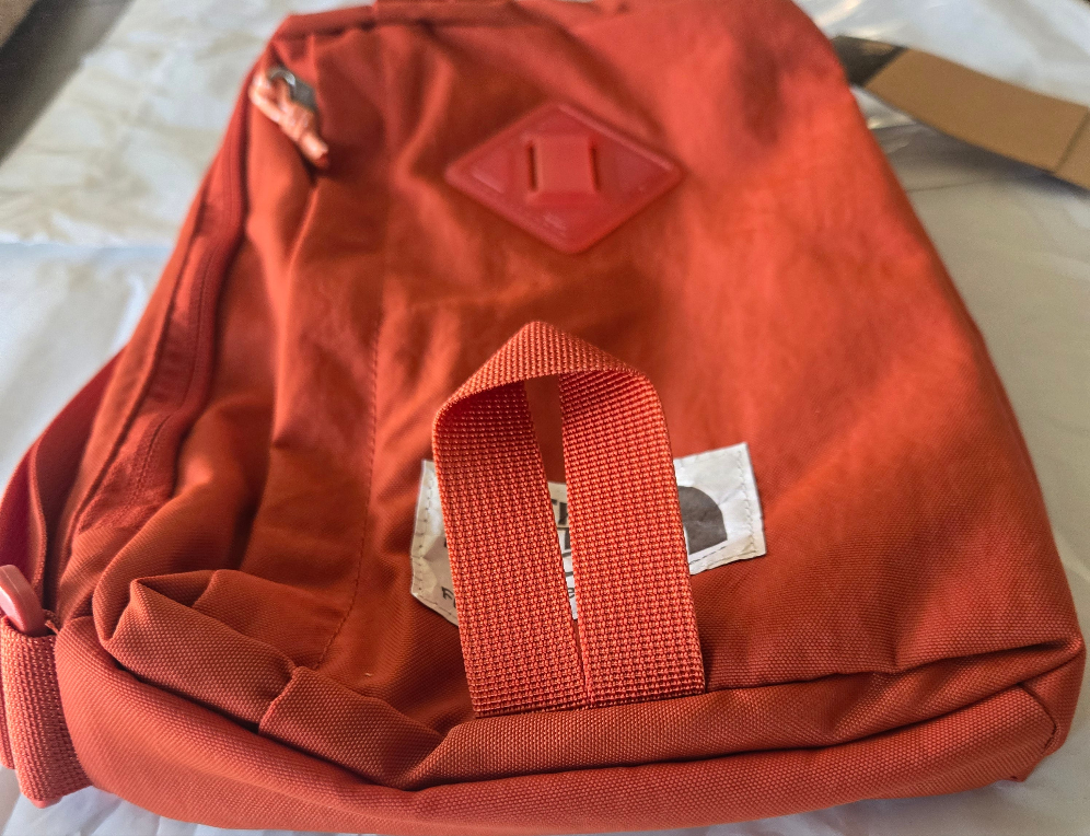 THE NORTH FACE Berkeley Field Bag, Rusted Bronze/Dusty Coral Orange - NWT
