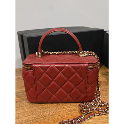 CHANEL Vanity With Chain / Crossbody, Burgundy