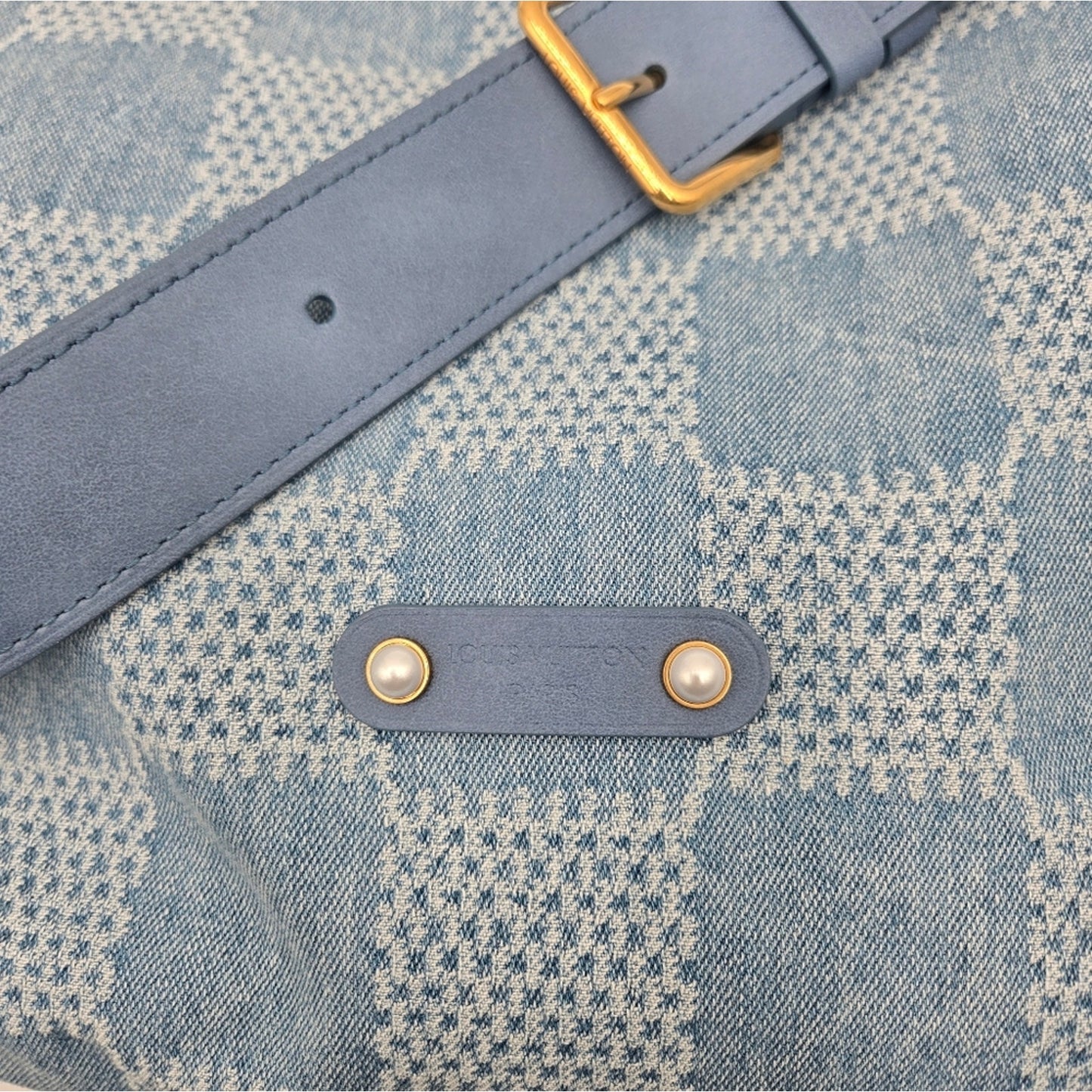 NWT - Louis Vuitton Damier Denim Vagabond Hobo Blue, COA included