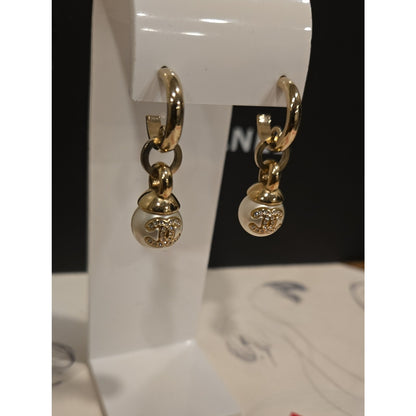 #204 CHANEL Coco Mark A22B Piercing jewelry GP x rhinestone Earrings