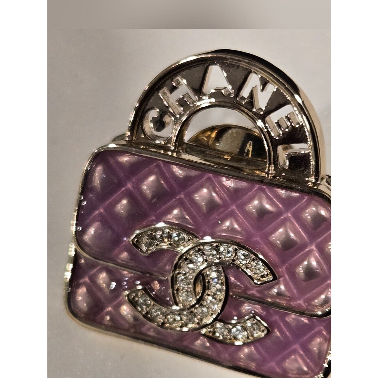#134 - CHANEL Metal Strass Pin Brooch ABD441, pink bag with rhinestones