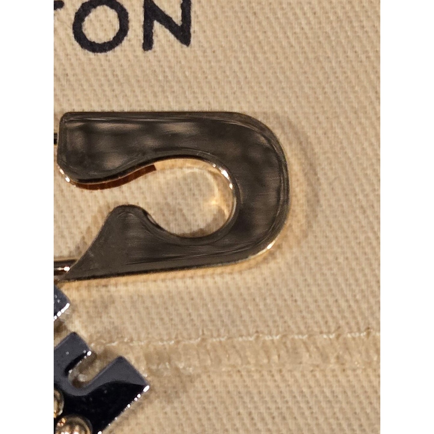 #135 - Louis Vuitton Brooch LOVE Safety Pin Motif M67035