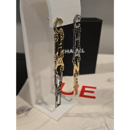 #202 - CHANEL B20 Pearl/Crystal Bright Young Things Earrings Gold Ruthenium