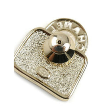 #134 - CHANEL Metal Strass Pin Brooch ABD441, pink bag with rhinestones