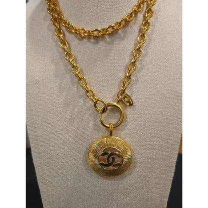 #1112 Vintage Chanel Coco Sunburst Interlocking CC Medallion Necklace GP