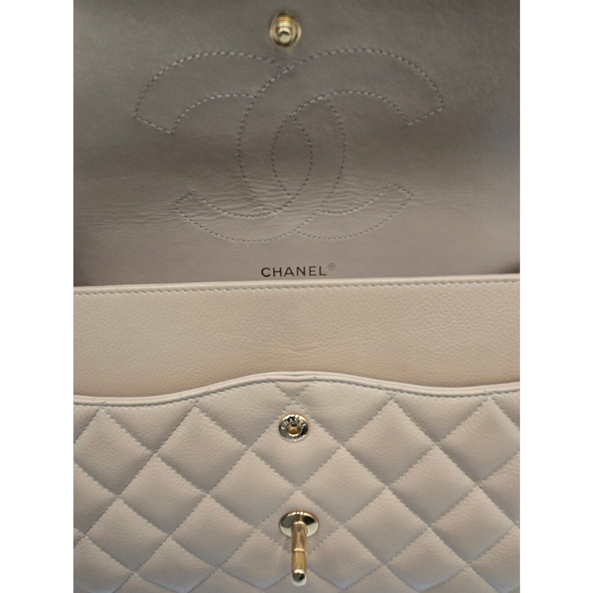 Chanel Jumbo Double Flap Caviar Beige SERIES