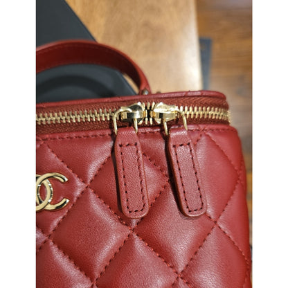 CHANEL Vanity With Chain / Crossbody, Burgundy