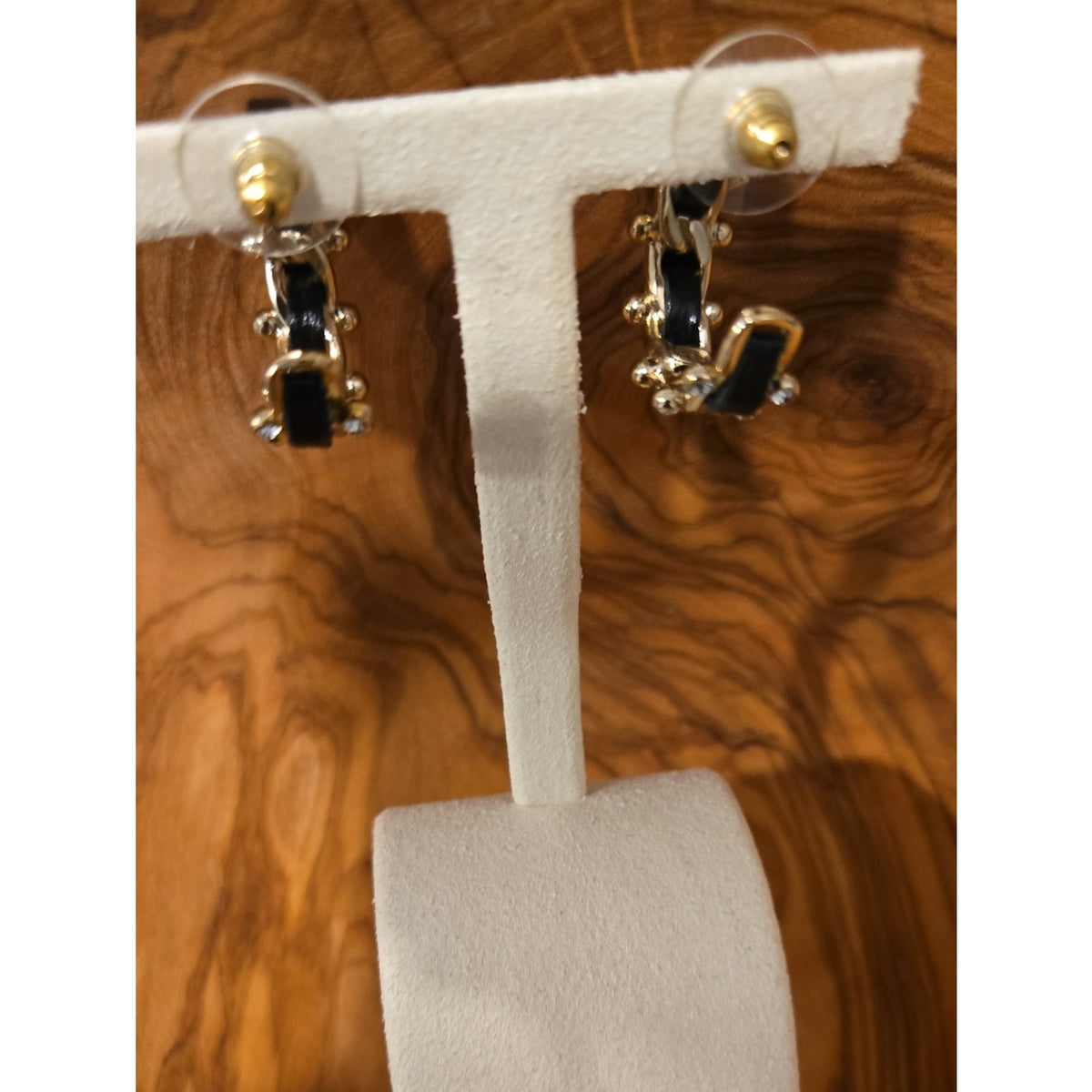 #197 - Chanel CC Hoop Earrings w/leather 2021