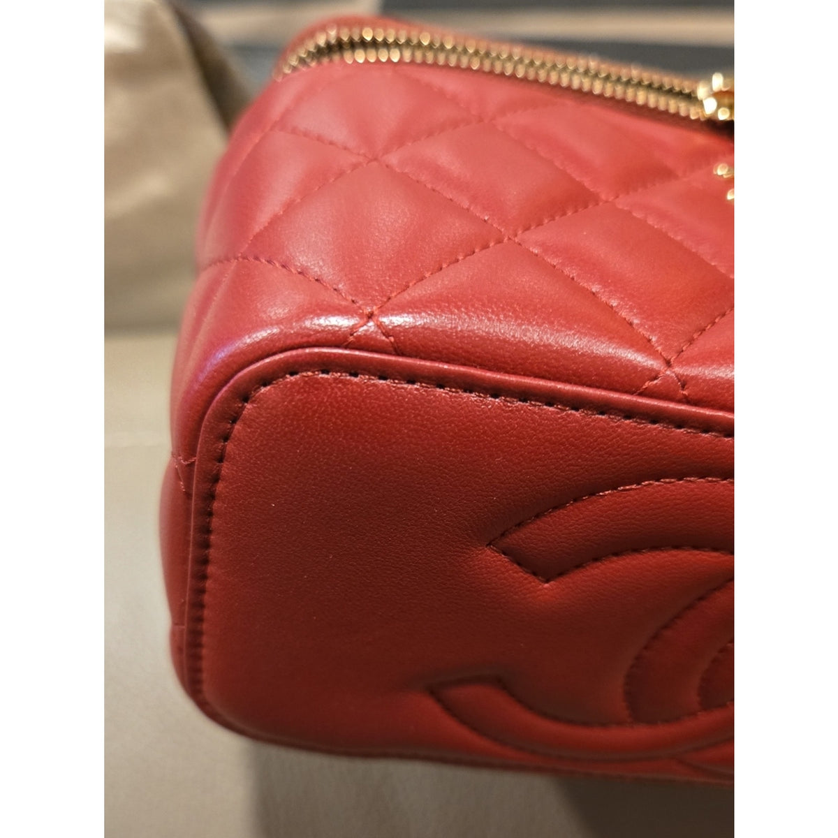 CHANEL Vanity With Chain / Crossbody, Burgundy
