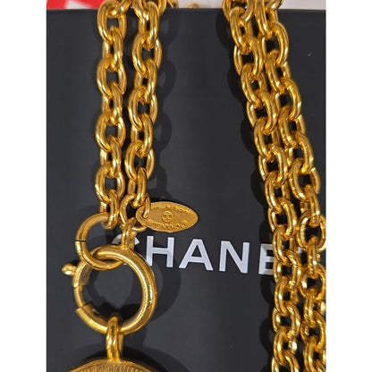 #1112 Vintage Chanel Coco Sunburst Interlocking CC Medallion Necklace GP