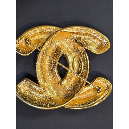 #129 - Chanel Brooch, Coco Mark, Matelassé, GP Plated - VINTAGE