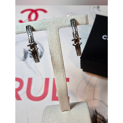 #196 - Chanel CC Silver Earrings A24