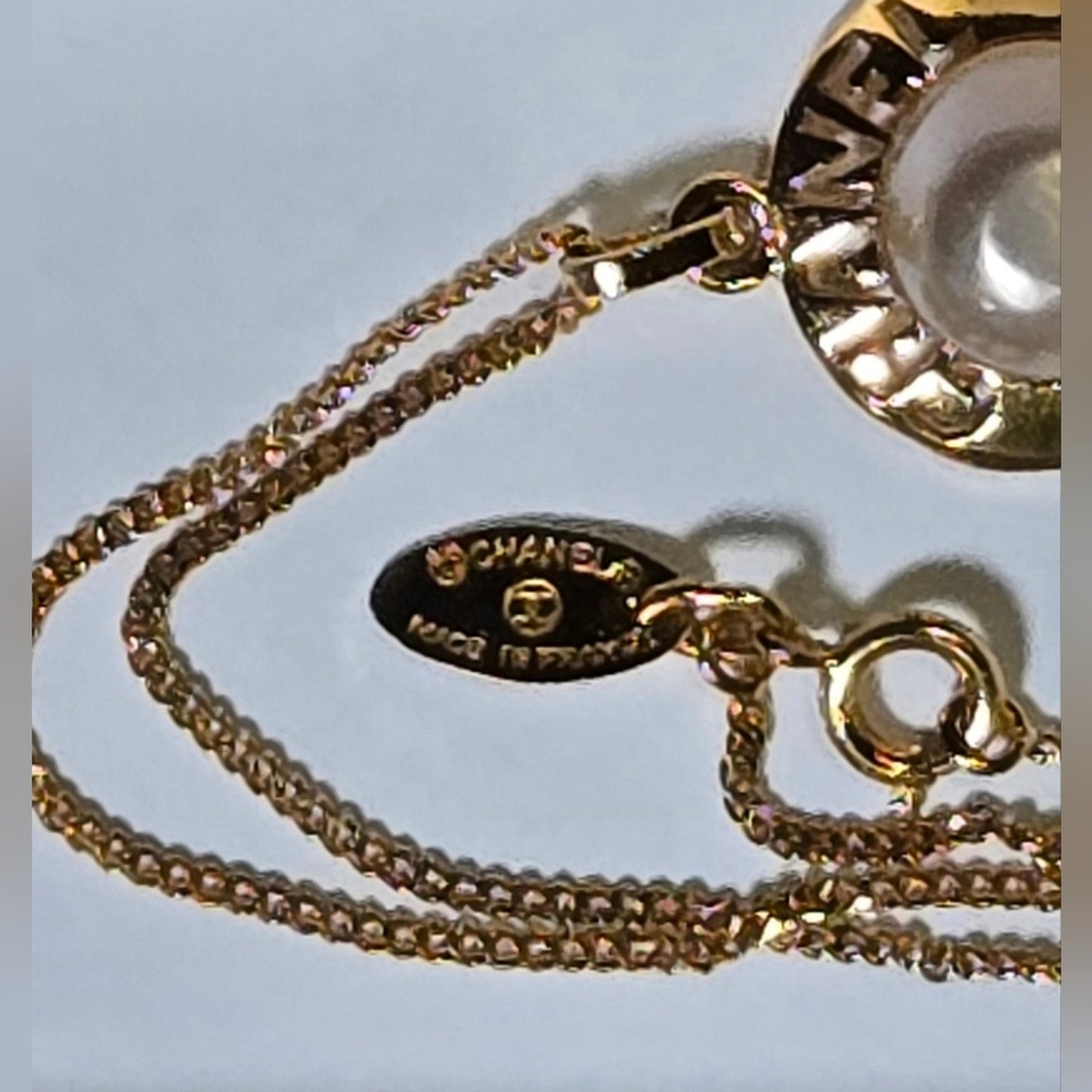 #51 AUTHENTIC Chanel Necklace Circle GP Plated Fake Pearl Gold