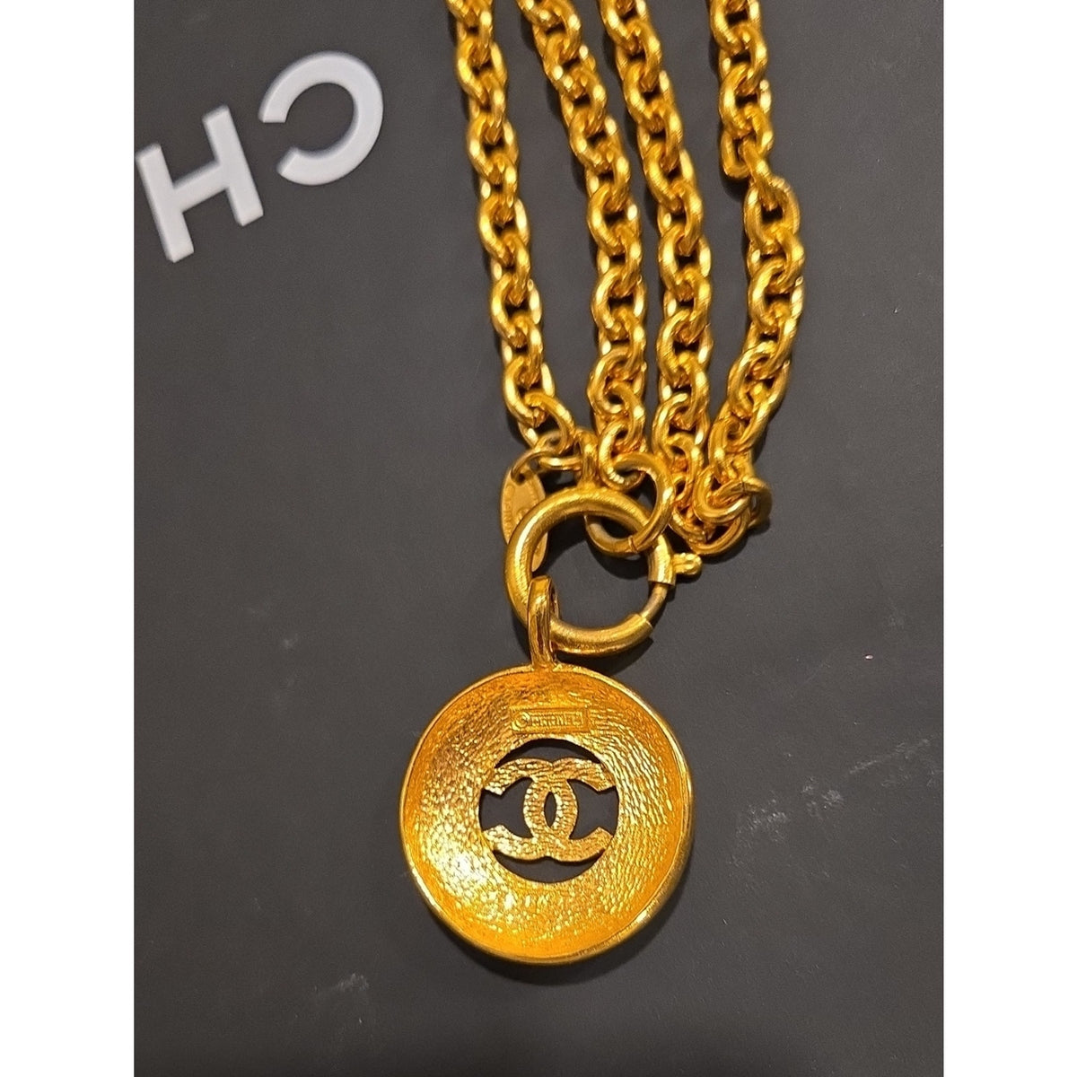 #1112 Vintage Chanel Coco Sunburst Interlocking CC Medallion Necklace GP