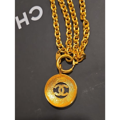 #1112 Vintage Chanel Coco Sunburst Interlocking CC Medallion Necklace GP