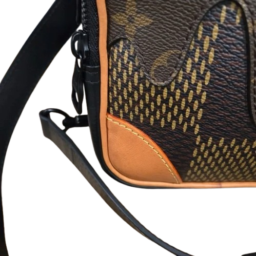 Louis Vuitton Squared Amazon  Damier Giant Body - LIMITED EDITION