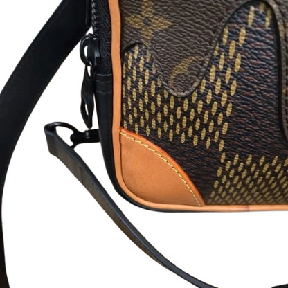 Louis Vuitton Squared Amazon  Damier Giant Body - LIMITED EDITION