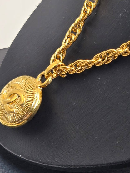 #172 - Chanel Coco Mark Vintage Chain Pendant Necklace, Gold Plated, - Vintage
