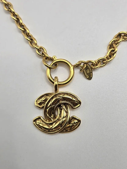 #1107 - Chanbel Line Jewelry vintage GP - VINTAGE