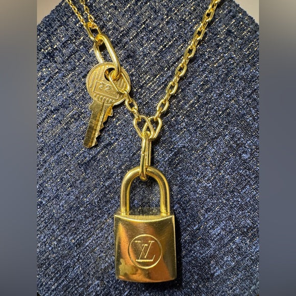 Pandora ME Double Link Chain Necklace & Louis Vuitton Lock/Key - LV CIRCLE