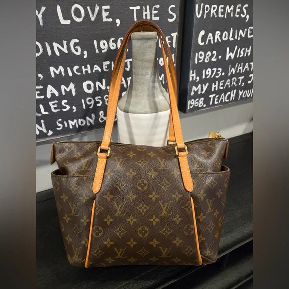 Louis Vuitton Monogram Totally