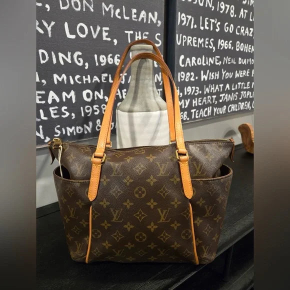 Louis Vuitton Monogram Totally