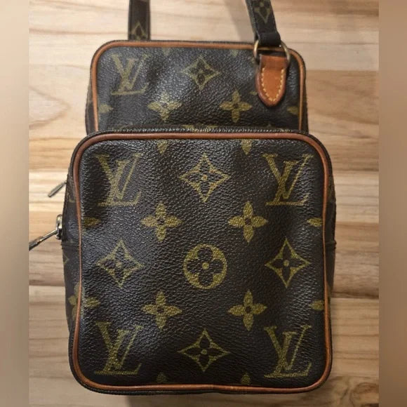 Louis Vuitton Monogram Amazon Bag