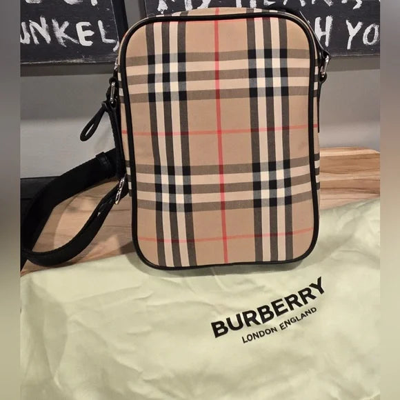 BURBERRY Check Crossbody Shoulder Bag Beige 8023381 Unisex