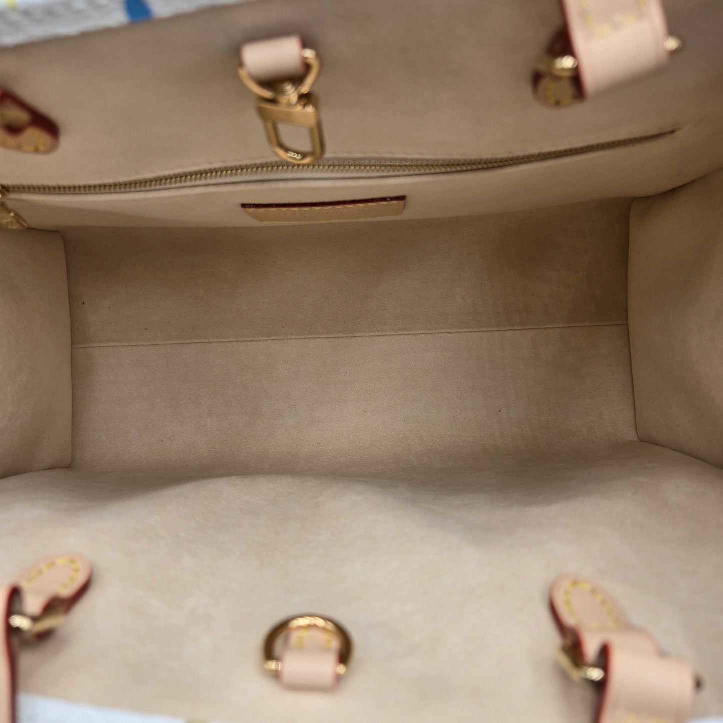 Louis Vuitton LV x TM On The Go MM - NEW, Never Used - LIMITED EDITION 2025