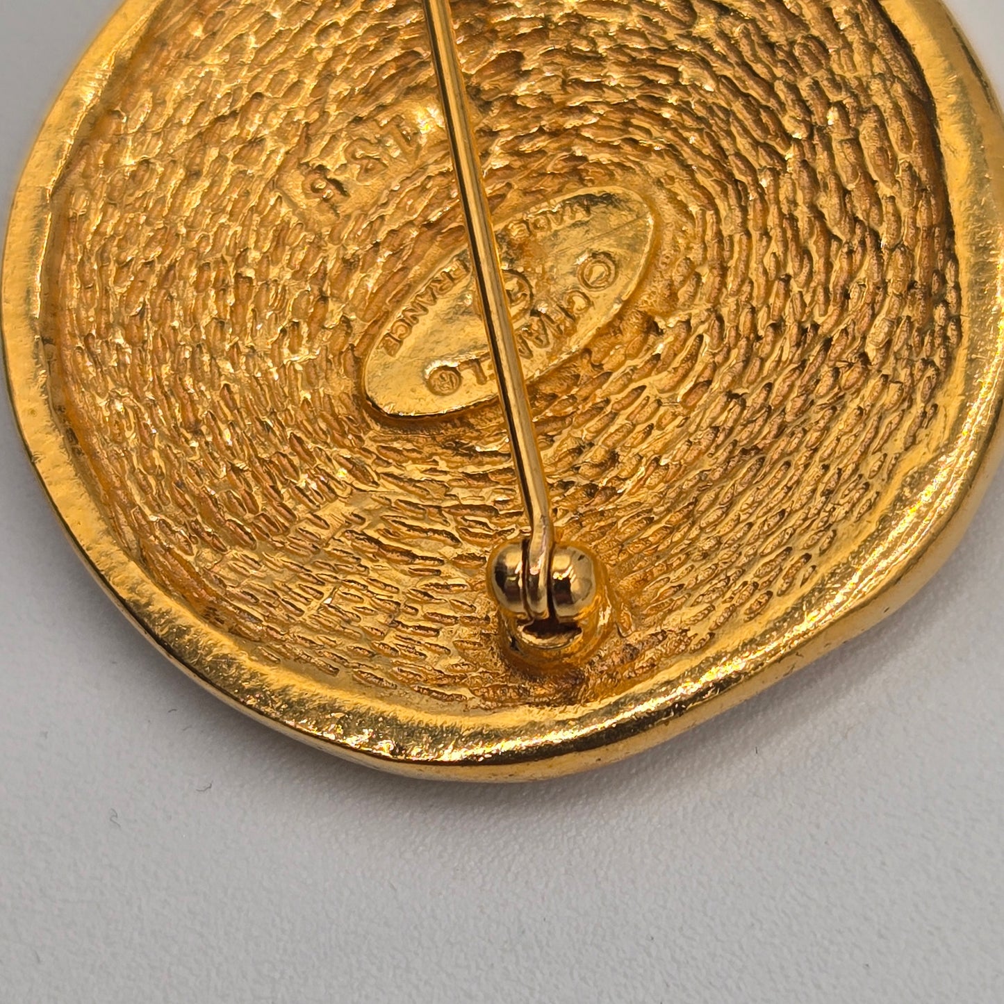 Chanel Vintage Rue Cambon Brooch