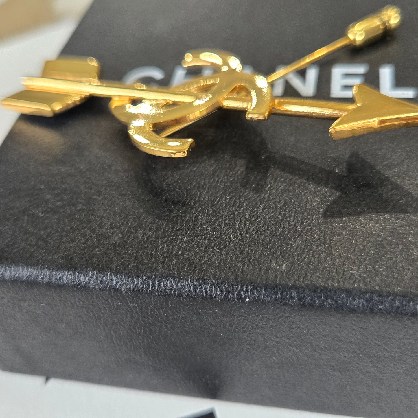 #157 - Vintage Chanel Gold-Plated Interlocking CC Arrow Stick Pin Brooch