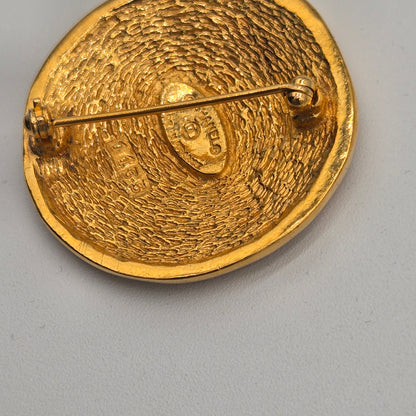 Chanel Vintage Rue Cambon Brooch
