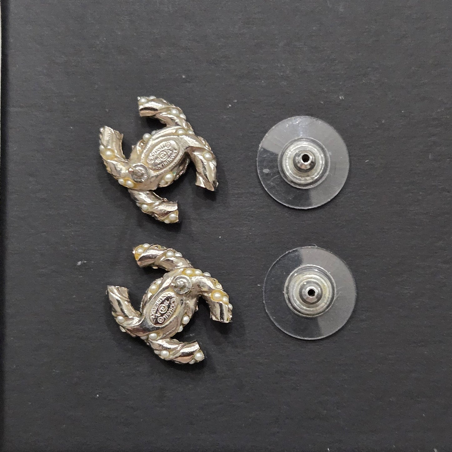 CHANEL earrings Coco Mark CC rhinestone pearl motif 18