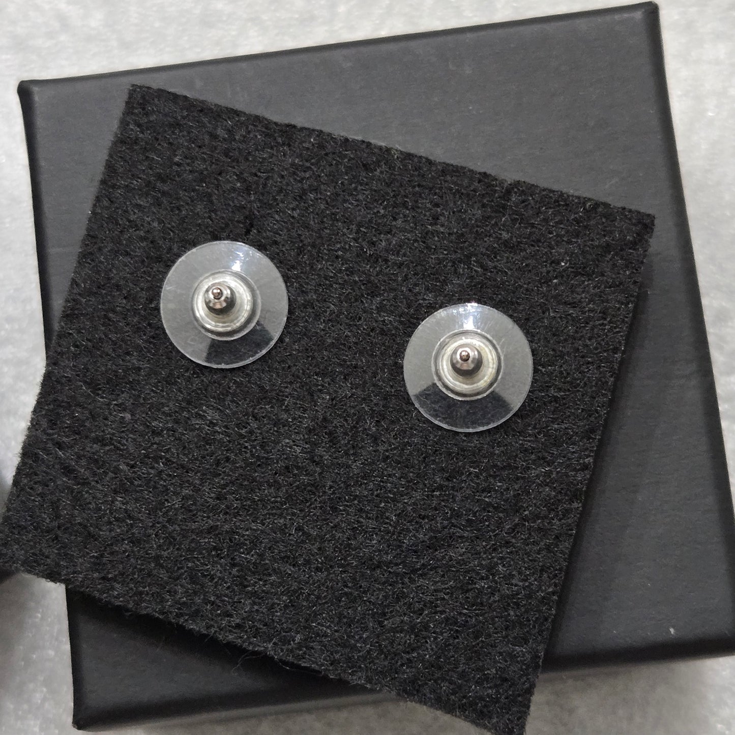 CHANEL earrings Coco Mark CC rhinestone pearl motif 18