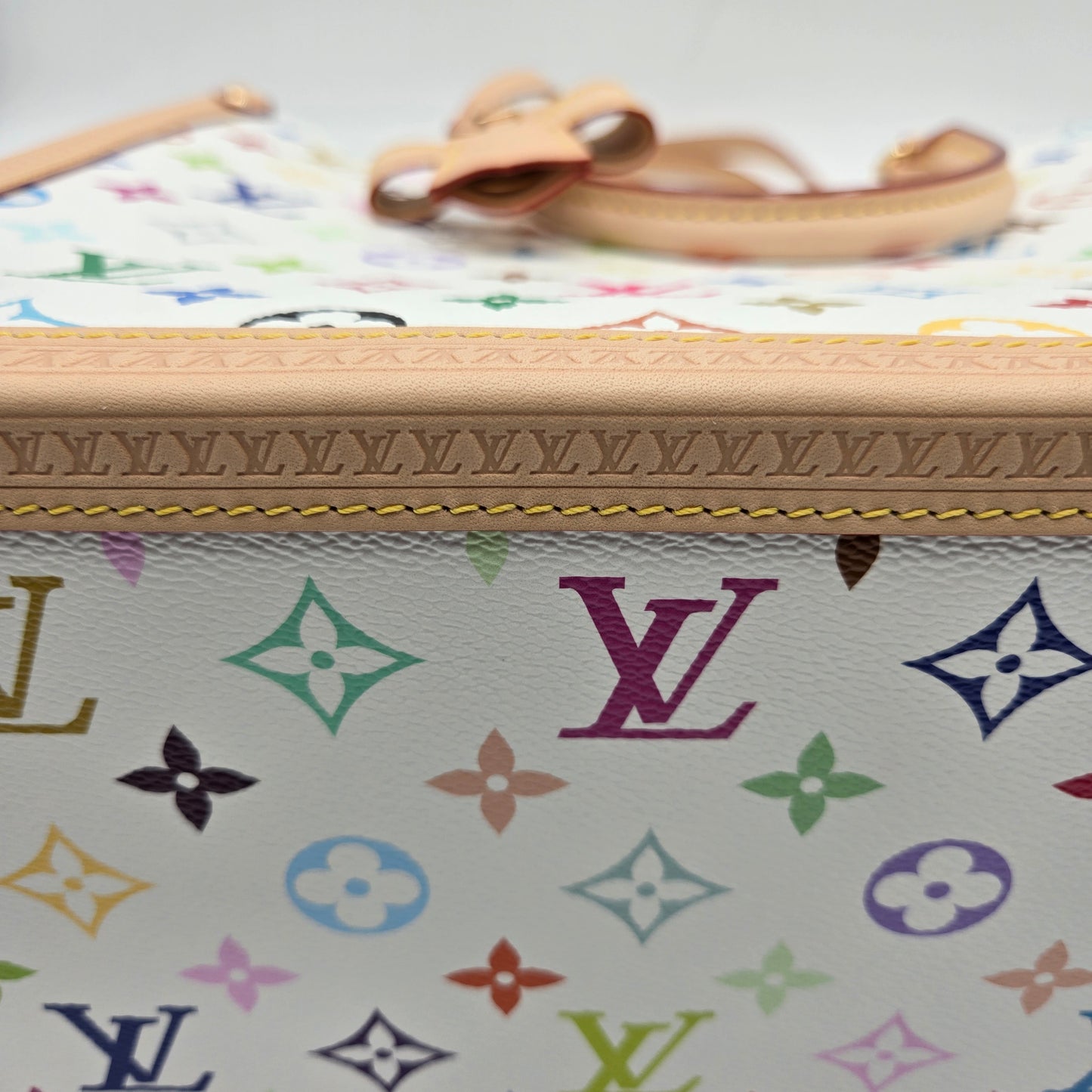 Louis Vuitton LV x TM On The Go MM - NEW, Never Used - LIMITED EDITION 2025