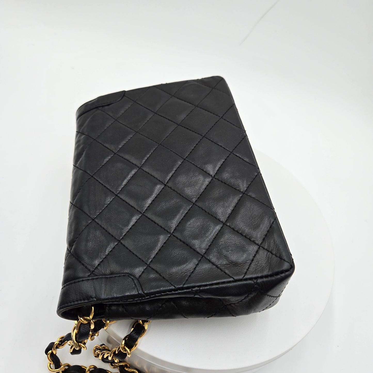 CHANEL Paris Limited Matelasse Lambskin Leather Chain Shoulder Bag 20057