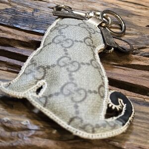 Authentic Gucci GG Plus Guccioli Oliver Dog Pug Keychain Charm
