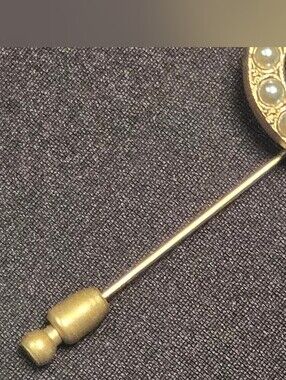 #150 - Chanel Coco Mark Brooch 00 S, Gold Plated, Faux Pearl - Vintage