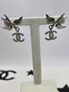 #175 - CHANEL Coco Mark Strass Bird Earrings Silver Tone Metal ABF759, C25S