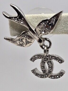 #175 - CHANEL Coco Mark Strass Bird Earrings Silver Tone Metal ABF759, C25S