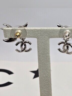 #175 - CHANEL Coco Mark Strass Bird Earrings Silver Tone Metal ABF759, C25S